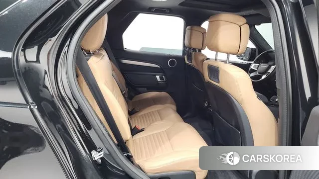 Land Rover Discovery 5 2022 Черный из Кореи, фото 3