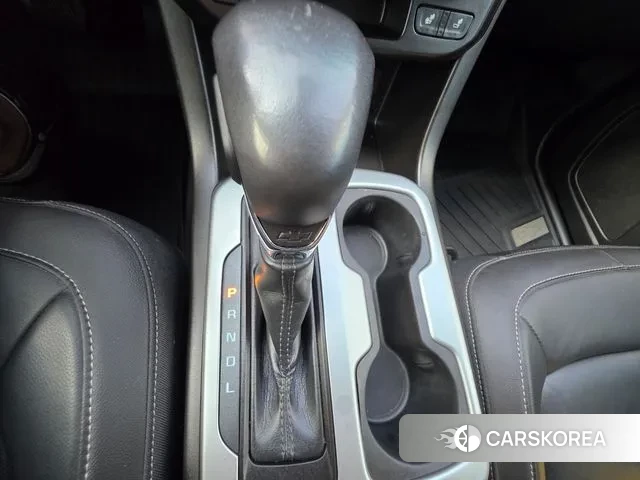 Chevrolet (GM Daewoo) Real New Colorado 2022 Красный из Кореи, фото 3