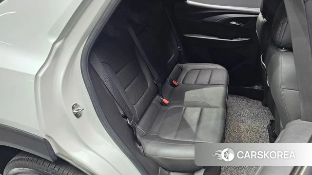 Chevrolet (GM Daewoo) Trailblazer 2022 Белый из Кореи, фото 3