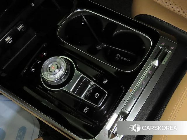 Kia Carnival 4th generation 2022 Жемчужный цвет из Кореи, фото 3