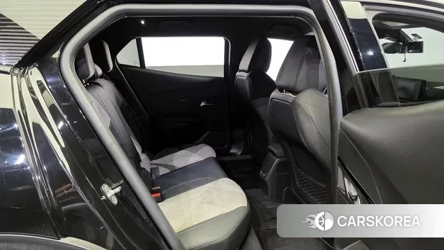 Peugeot e-2008 second generation 2020 Черный из Кореи, фото 3