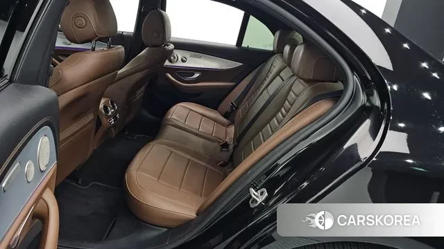 Mercedes-Benz E-Class W213 2021 Черный из Кореи, фото 3