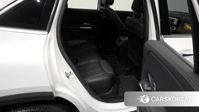 Mercedes-Benz GLA - Class H247 2021 Белый из Кореи, фото 3