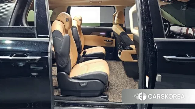 Kia Carnival 4th generation 2023 Черный из Кореи, фото 3
