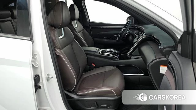 Hyundai Tucson Hybrid (NX4) 2023 Белый из Кореи, фото 3