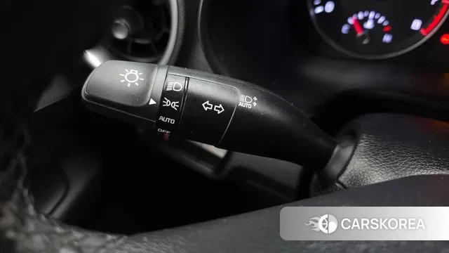 Kia The New K3 2nd generation 2022 Белый из Кореи, фото 3