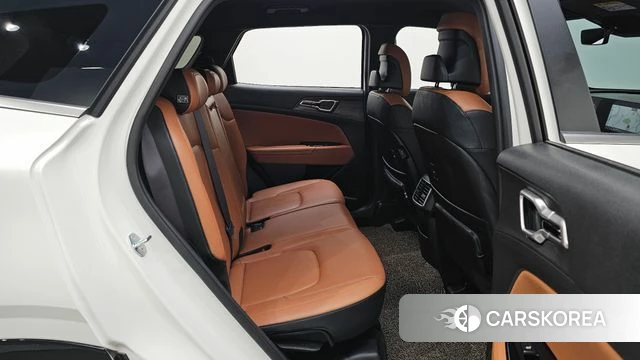 Kia Sportage 5th Generation 2023 Белый из Кореи, фото 3