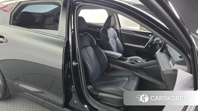 Kia K5 3rd generation 2022 Черный из Кореи, фото 3