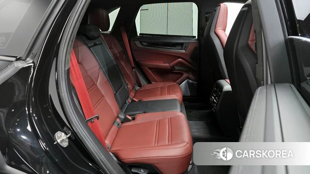 Porsche Cayenne (PO536) 2025 Черный из Кореи, фото 3