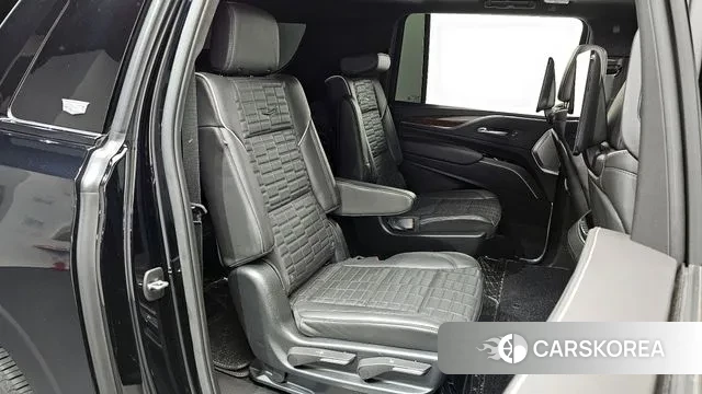 Cadillac Escalade 5th Generation 2023 Черный из Кореи, фото 3