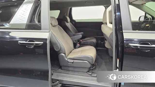 Kia The New Carnival 4th Generation 2024 Черный из Кореи, фото 3