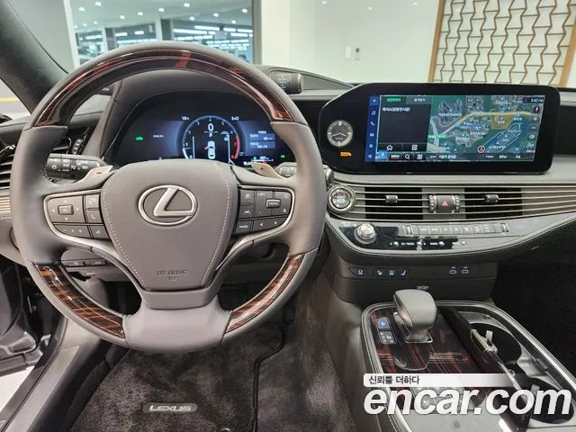 Lexus LS500 5th generation 2024 Черный из Кореи, фото 3