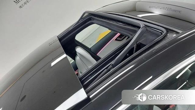 Mercedes-Benz E-Class W214 2025 Черный из Кореи, фото 3