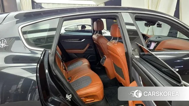 Maserati Levante 2018 Черный из Кореи, фото 3