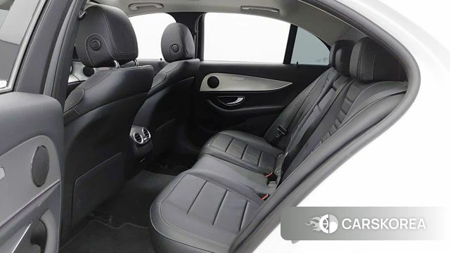 Mercedes-Benz E-Class W213 2019 Белый из Кореи, фото 3