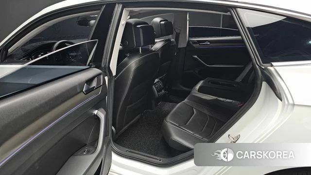 Volkswagen Arteon 2020 Белый из Кореи, фото 3