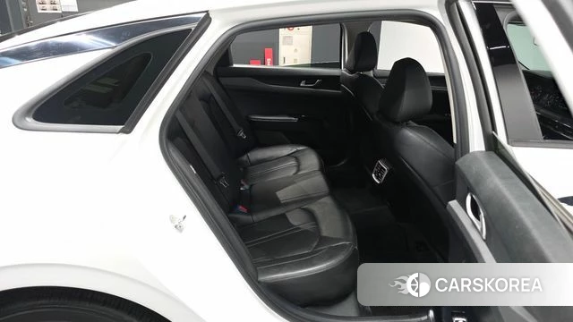 Kia K5 3rd generation 2022 Белый из Кореи, фото 3