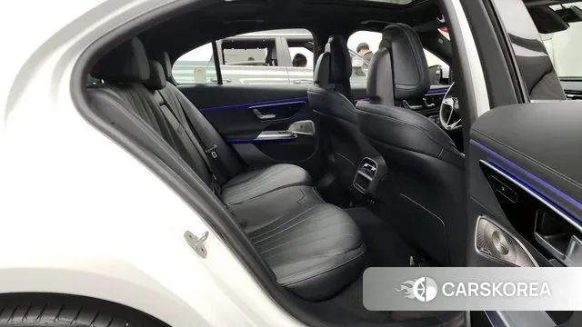 Mercedes-Benz E-Class W214 2025 Белый из Кореи, фото 3