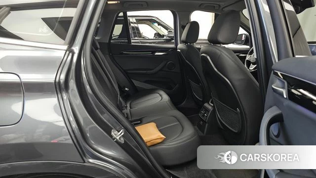 BMW X1 (F48) 2022 Серый из Кореи, фото 3