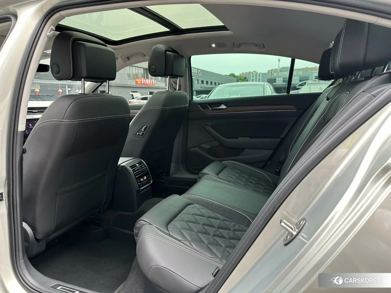 Volkswagen Magotan 2019 Шампань из Китая, фото 3
