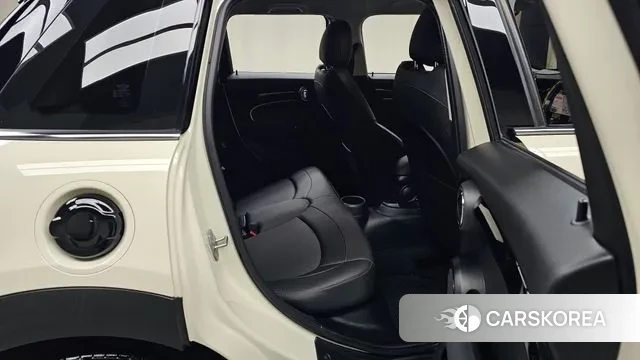 Mini Cooper S 2022 Жемчужный цвет из Кореи, фото 3