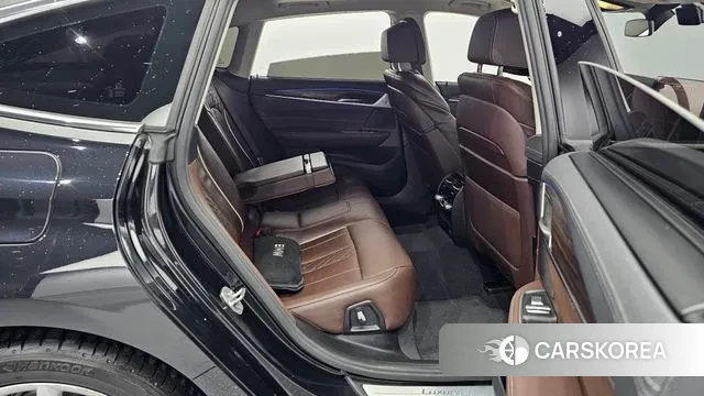 BMW 6 Series GT (G32) 2023 Черный из Кореи, фото 3