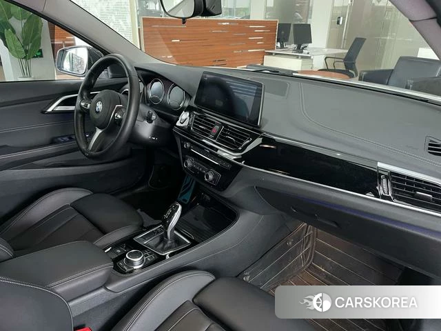 BMW 1 series 2023 Белый из Китая, фото 3