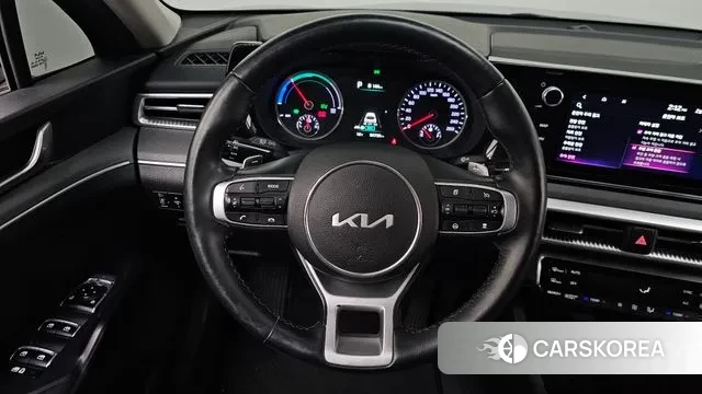 Kia K5 Hybrid 3rd Generation 2023 Серебристо-серый из Кореи, фото 3