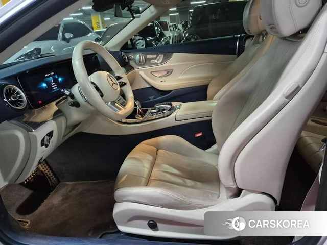 Mercedes-Benz E-Class W213 2022 Белый из Кореи, фото 3