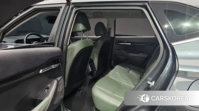 Kia The New Seltos 2023 Серый из Кореи, фото 3