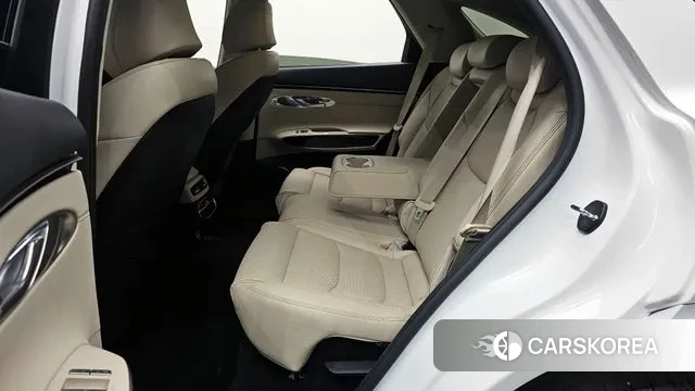 Genesis GV70 2021 Белый из Кореи, фото 3