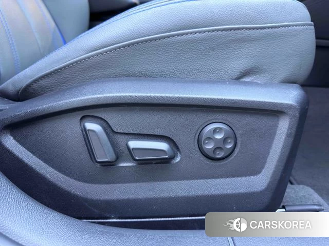 Audi Q2L 2023 Синий из Китая, фото 3