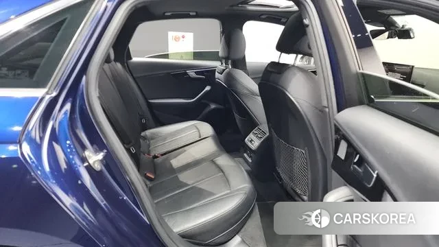 Audi A4 (B9) 2021 Синий из Кореи, фото 3