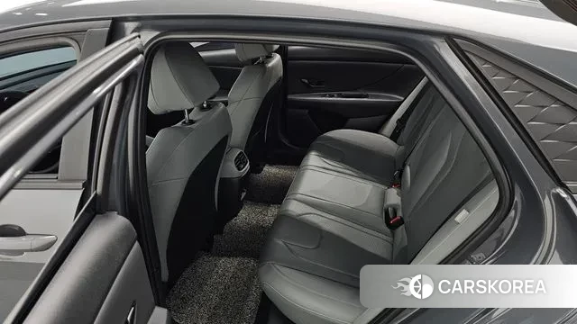 Hyundai The New Avante (CN7) 2024 Серый из Кореи, фото 3