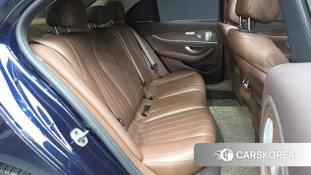 Mercedes-Benz E-Class W213 2019 Синий из Кореи, фото 3