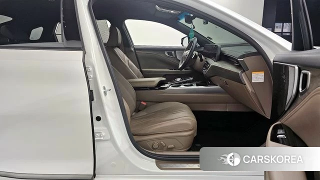 Kia K8 Hybrid 2022 Белый из Кореи, фото 3