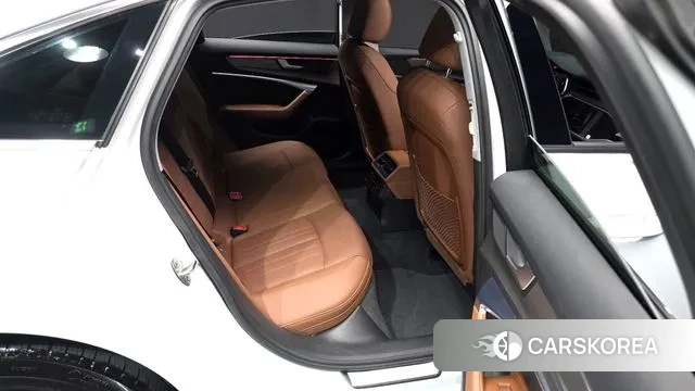 Audi A6 (C8) 2021 Белый из Кореи, фото 3