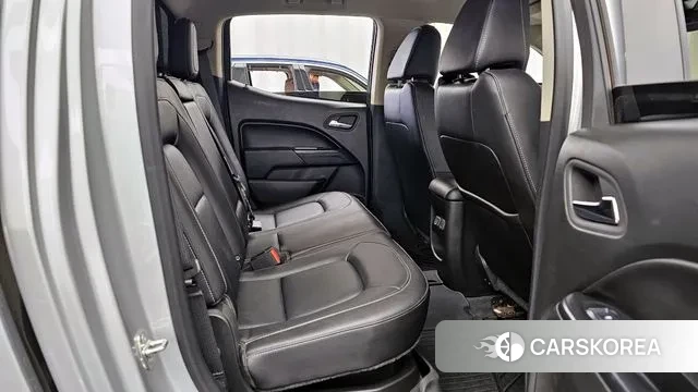 Chevrolet (GM Daewoo) Colorado 2020 Серебряный из Кореи, фото 3