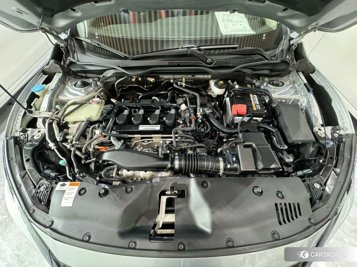 Honda Civic 2021 Серебристо-серый из Китая, фото 3