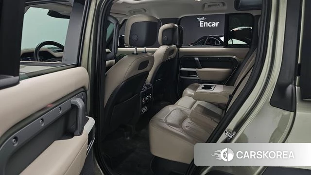 Land Rover Defender (L663) 2021 Зеленый из Кореи, фото 3