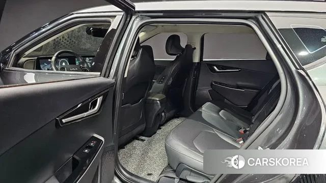 Kia EV6 2021 Серый из Кореи, фото 3