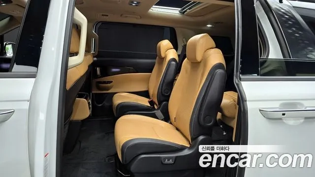 Kia Carnival 4th generation 2023 Белый из Кореи, фото 3