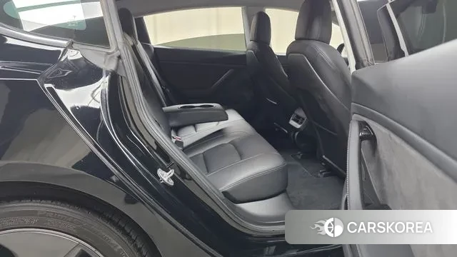 Tesla Model 3 2020 Черный из Кореи, фото 3