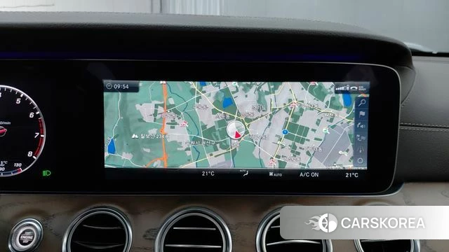 Mercedes-Benz E-Class W213 2018 Серебристо-серый из Кореи, фото 3