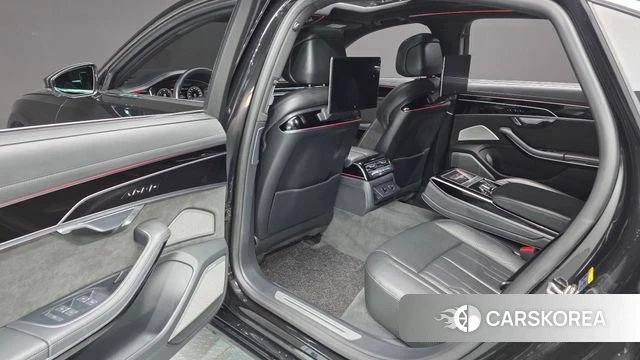 Audi A8 (D5) 2021 Черный из Кореи, фото 3