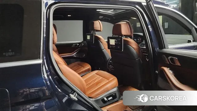 BMW X7 (G07) 2021 Черный из Кореи, фото 3