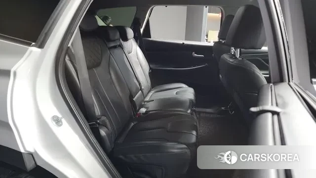 Hyundai The New Santa Fe 2022 Серебристо-серый из Кореи, фото 3