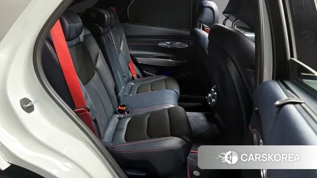 Genesis GV70 2023 Белый из Кореи, фото 3