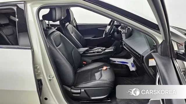 Kia EV6 2021 Жемчужный цвет из Кореи, фото 3