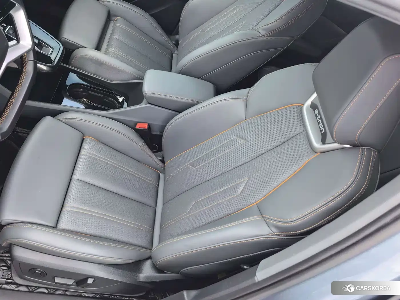 Audi Q4 e-tron 2024 Синий из Китая, фото 3